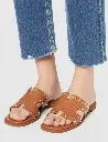 sandali h cuoio borchie piedi.webp