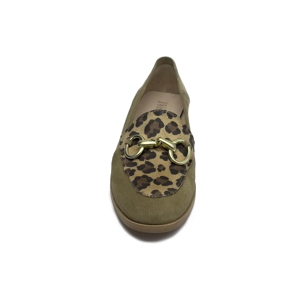 Mocassino camoscio camel e cavallino Frontale.webp