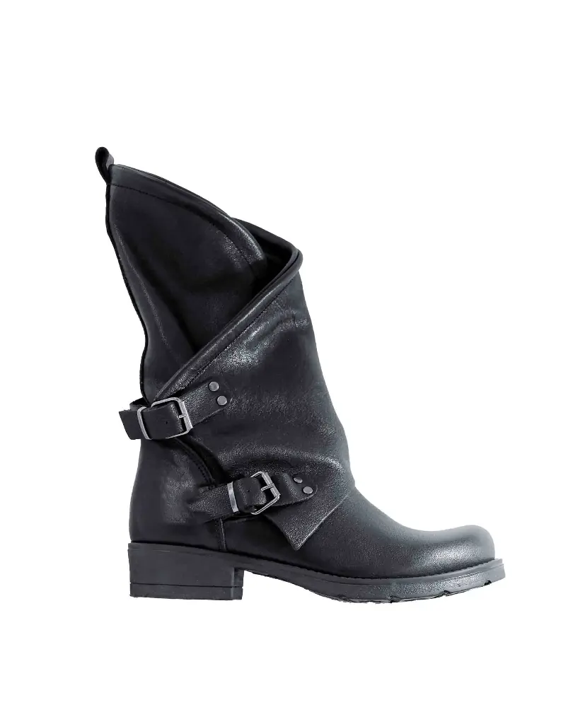 ART.134 Women's Boot in Black Genuine Hammered Leather Made in Italy