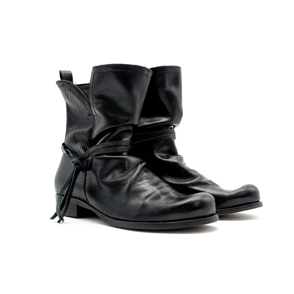 ART.124 Stivale donna in vera pelle nera Made in Italy