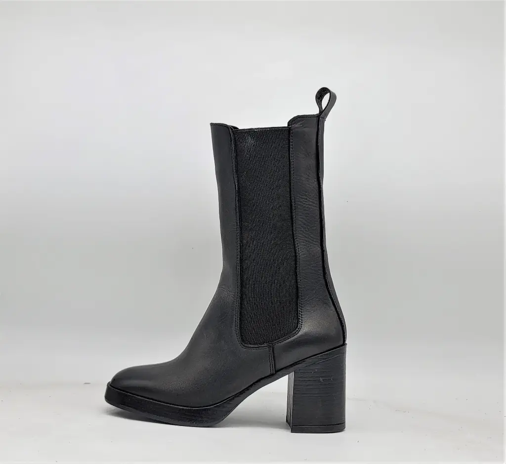 ART.70 Beatles in pelle nera Made in Italy