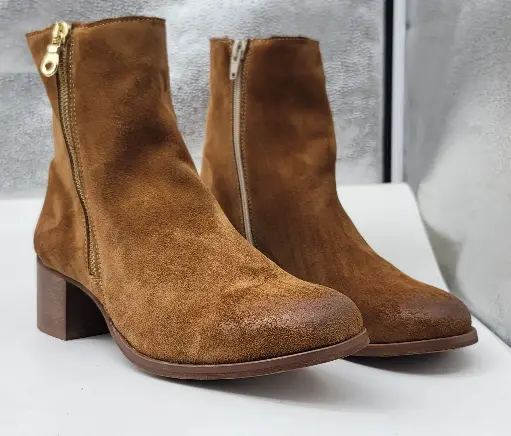 ART.239 Stivali in pelle cuoio Made in Italy