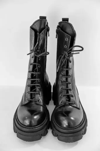 ART.10 Stivale donna in pelle nera Made in Italy