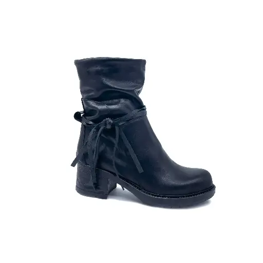 ART.266 Women's Boot in Black leather Made in Italy