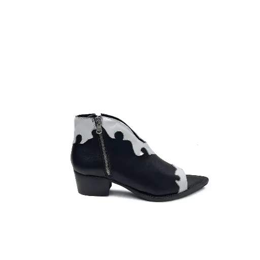 ART.0015 Sandali spuntati punta in Vera Pelle Nero e Bianco